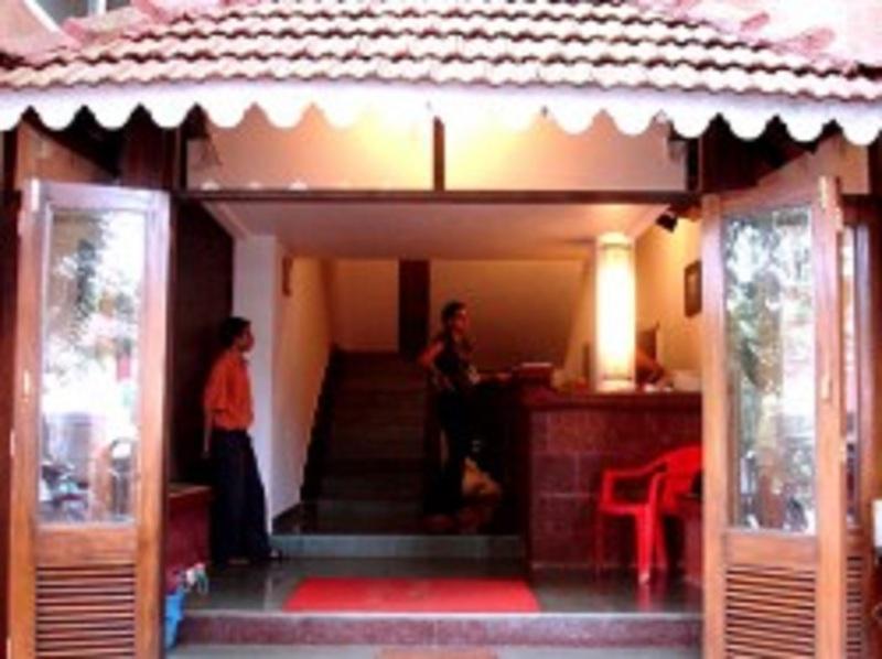 Oyo Flagship Paradise Inn Near Immaculate Conception Church Panaji Esterno foto