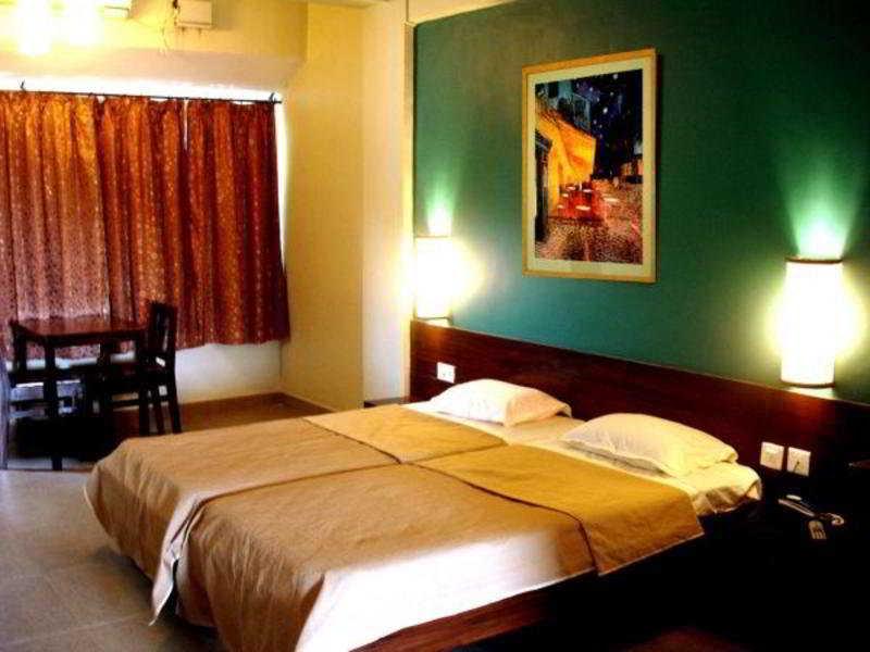 Oyo Flagship Paradise Inn Near Immaculate Conception Church Panaji Esterno foto